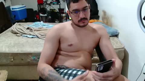 Snapshot of leonino231 chatting on February 2026 02:06:02 PM leonino231 online show from February 2026 02:06:02 PM