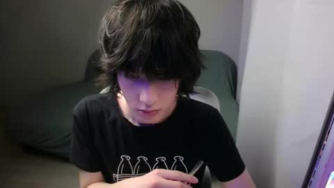 leonkissboy online show from February 2026 02:53:02 PM