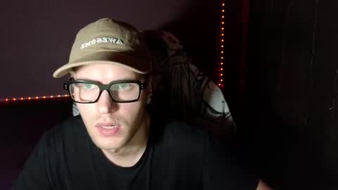 Leon online show from January 2025 12:12:02 PM