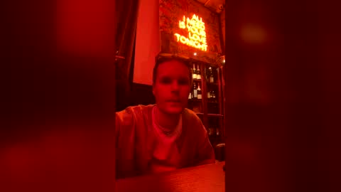 Leon online show from January 2026 06:00:01 PM