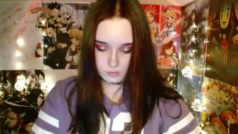 little secret online show from November 2025 06:51:01 PM