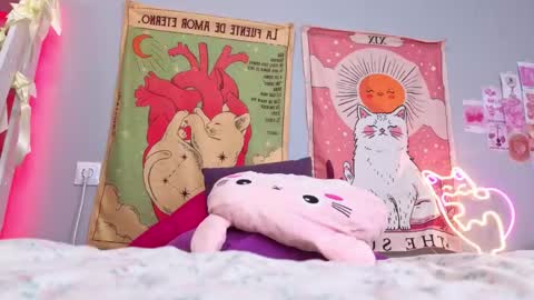 Valerie online show from April 2026 01:00:02 AM