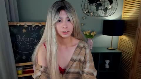 Snapshot of lesilos chatting on January 2026 01:43:01 AM Eveline online show from January 2026 01:43:01 AM