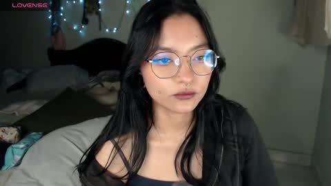 Snapshot of leslie__anderson chatting on May 2026 08:21:02 AM Leslie online show from May 2026 08:21:02 AM
