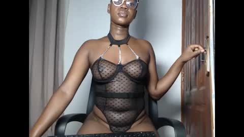 leslie online show from March 2026 12:49:02 AM