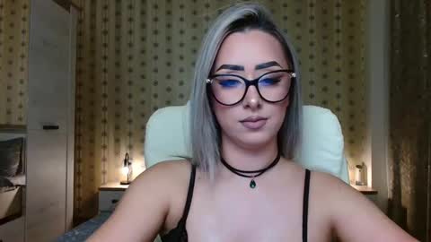 Snapshot of leslie_secret chatting on October 2025 09:15:02 PM leslie_secret online show from October 2025 09:15:02 PM