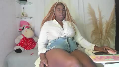 Snapshot of lesliee_brownn chatting on February 2026 08:18:02 AM lesliee_brownn online show from February 2026 08:18:02 AM