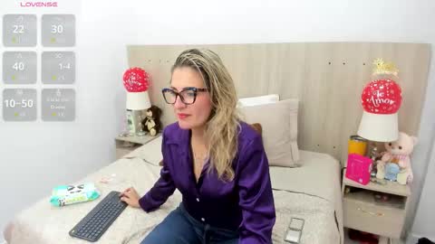 Lesly Santodomingo online show from February 2026 10:27:01 AM