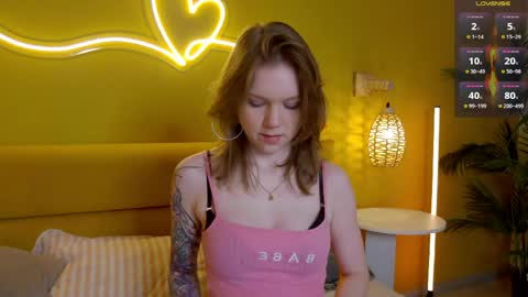 Snapshot of lessysweety chatting on May 2026 02:19:02 AM Lessy online show from May 2026 02:19:02 AM