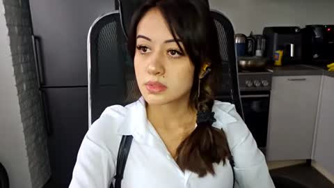 Snapshot of letitiamagett chatting on June 2026 11:25:01 AM Emily online show from June 2026 11:25:01 AM