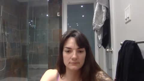 Snapshot of letjennybe chatting on February 2026 01:06:02 PM strawberrywatermelonpink22 online show from February 2026 01:06:02 PM