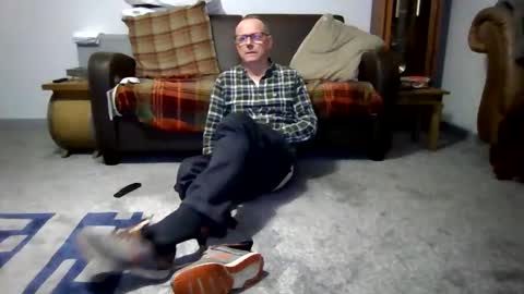 paul online show from November 2025 12:31:02 AM