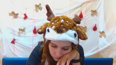 Snapshot of letty_curly chatting on December 2024 03:13:02 PM letty_curly online show from December 2024 03:13:02 PM