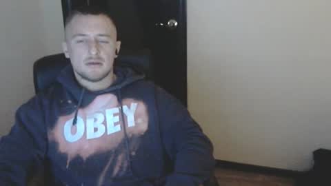 Snapshot of lev1ngston chatting on December 2024 12:34:01 AM lev1ngston online show from December 2024 12:34:01 AM