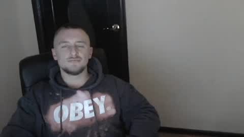 Snapshot of lev1ngston chatting on January 2025 03:51:02 PM lev1ngston online show from January 2025 03:51:02 PM