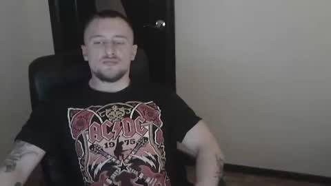 Snapshot of lev1ngston chatting on January 2025 02:03:02 AM lev1ngston online show from January 2025 02:03:02 AM