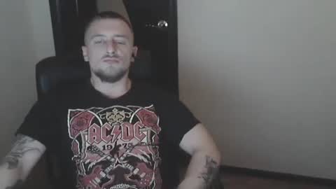 Snapshot of lev1ngston chatting on January 2025 10:04:02 AM lev1ngston online show from January 2025 10:04:02 AM