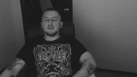 Snapshot of lev1ngston chatting on January 2025 02:01:01 AM lev1ngston online show from January 2025 02:01:01 AM