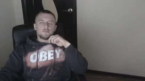 Snapshot of lev1ngston chatting on January 2025 08:24:01 AM lev1ngston online show from January 2025 08:24:01 AM