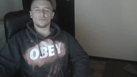 Snapshot of lev1ngston chatting on February 2025 10:48:02 AM lev1ngston online show from February 2025 10:48:02 AM