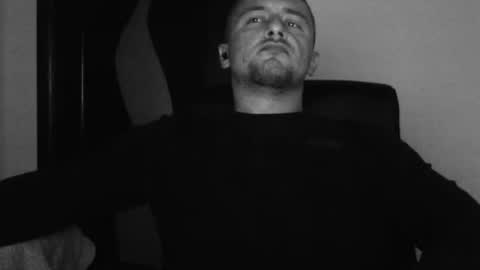 Snapshot of lev1ngston chatting on September 2025 01:30:01 AM lev1ngston online show from September 2025 01:30:01 AM