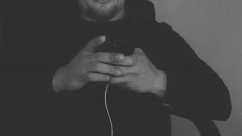 Snapshot of lev1ngston chatting on October 2025 01:04:02 AM lev1ngston online show from October 2025 01:04:02 AM