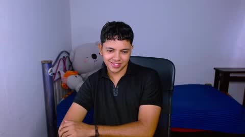      0600AM-1200PM - online show from December 2025 02:35:01 PM