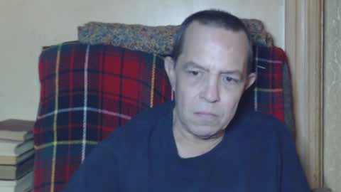 Snapshot of levon48 chatting on December 2024 01:03:01 AM levon48 online show from December 2024 01:03:01 AM