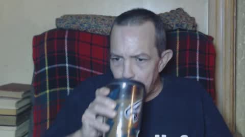 Snapshot of levon48 chatting on December 2024 01:24:02 AM levon48 online show from December 2024 01:24:02 AM