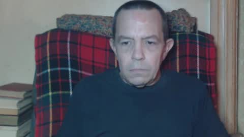 Snapshot of levon48 chatting on December 2024 01:11:01 AM levon48 online show from December 2024 01:11:01 AM