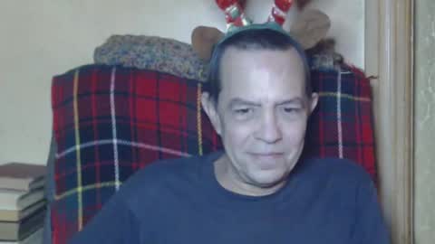 Snapshot of levon48 chatting on December 2024 01:04:02 AM levon48 online show from December 2024 01:04:02 AM