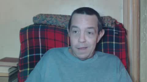 Snapshot of levon48 chatting on December 2024 01:20:02 AM levon48 online show from December 2024 01:20:02 AM