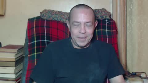 Snapshot of levon48 chatting on January 2025 01:16:01 AM levon48 online show from January 2025 01:16:01 AM