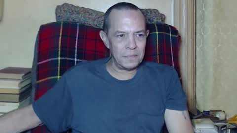 Snapshot of levon48 chatting on February 2025 02:41:01 AM levon48 online show from February 2025 02:41:01 AM