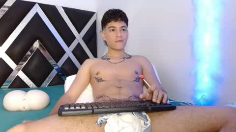 Snapshot of levy_steve chatting on June 2026 06:52:02 AM LevySteven online show from June 2026 06:52:02 AM