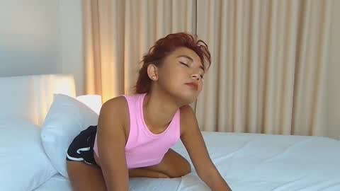 Snapshot of lexa_raven chatting on February 2026 09:37:02 PM Lexa Raven online show from February 2026 09:37:02 PM