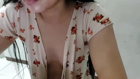 Snapshot of lexi818 chatting on December 2024 07:00:02 PM lexianna online show from December 2024 07:00:02 PM