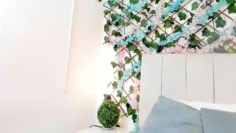 Gabrielle online show from November 2025 11:10:01 AM