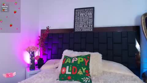 Lexi Howard  online show from November 2025 04:25:02 AM