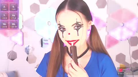 Alexia online show from November 2025 03:58:02 PM