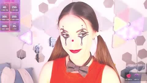 Alexia online show from November 2025 11:03:01 PM