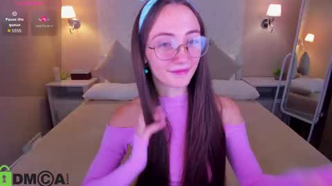 Snapshot of lexi_split chatting on July 2026 12:31:01 AM Lexi GTM2 MonWedThurSatSun 1000am-400pm online show from July 2026 12:31:01 AM