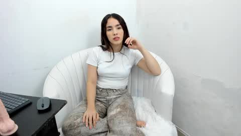 LexiCutee online show from June 2026 01:46:01 PM
