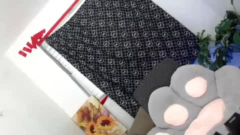 Snapshot of lexie_loveee chatting on March 2025 12:01:02 PM lexie_loveee online show from March 2025 12:01:02 PM