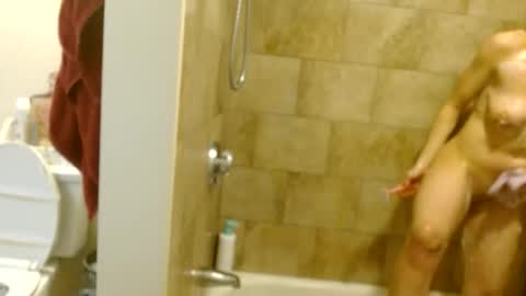 Snapshot of lexiel0veswood chatting on February 2026 10:44:01 PM lexiel0veswood online show from February 2026 10:44:01 PM