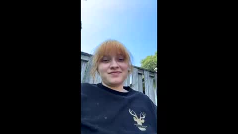 Snapshot of lexiestar22 chatting on June 2026 07:27:02 PM lexiestar22 online show from June 2026 07:27:02 PM