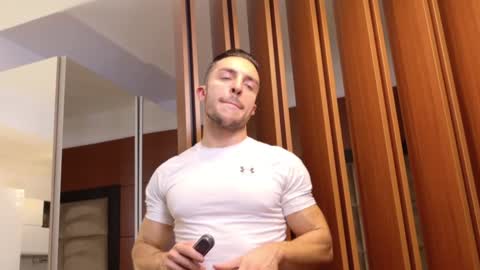 Snapshot of lexin25 chatting on December 2024 03:17:01 PM Askme online show from December 2024 03:17:01 PM