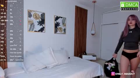 LEXI ROUGE online show from October 2025 05:23:02 PM