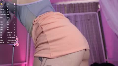 lexirouge           online show from February 2026 09:53:01 PM