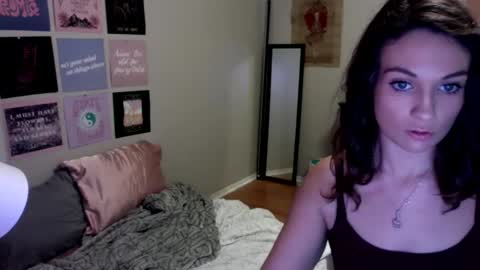 lexwyoex online show from December 2025 01:43:02 AM